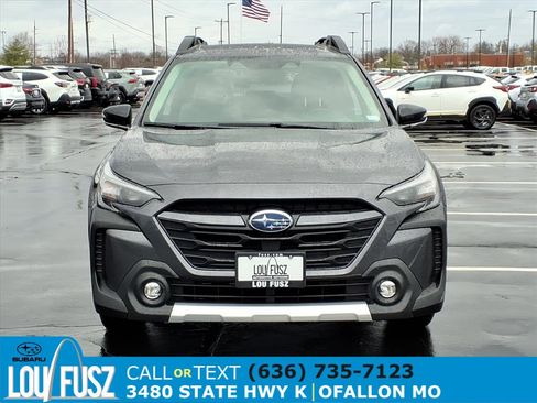 Used 2023 Subaru Outback Limited image 32