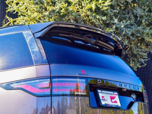 Used 2023 Land Rover Discovery HSE R-Dynamic image 13