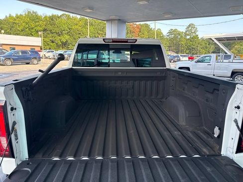 Used 2024 GMC Sierra 1500 AT4 w/ AT4 Premium Package AWD/4WD image 22
