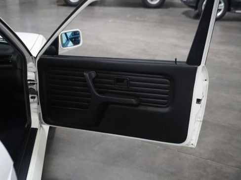 Used 1991 BMW M3 Coupe image 28