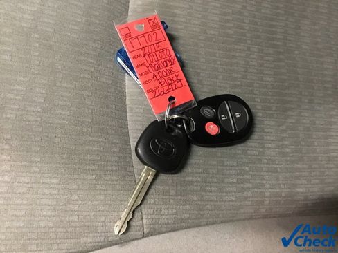 Used 2013 Toyota Highlander Plus AWD/4WD image 49