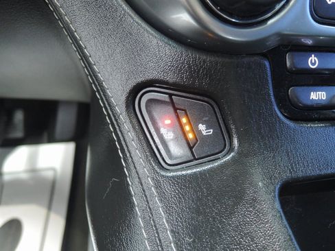 Used 2018 Chevrolet Tahoe LT image 22