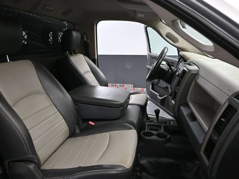 Used 2011 RAM 3500 ST w/ Trailer Brake Control Group AWD/4WD image 35