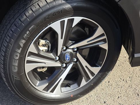 Certified 2024 Subaru Crosstrek 2.0i Premium image 12