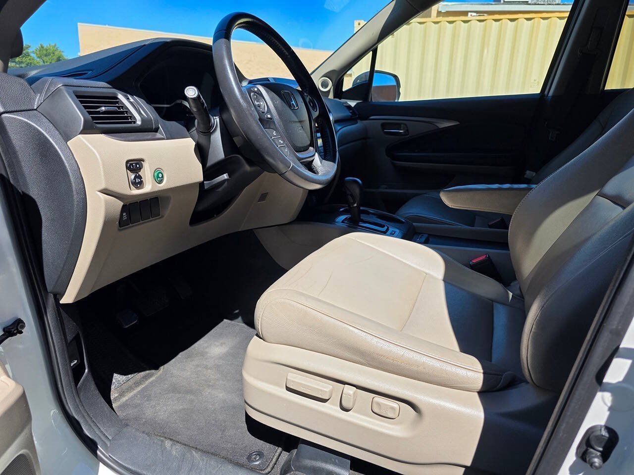 Used 2017 Honda Pilot EX-L image 11