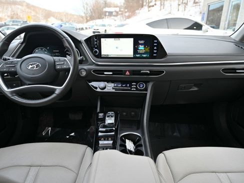 Used 2023 Hyundai Sonata Limited w/ Preferred Accessory Package image 14