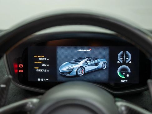 Used 2019 McLaren 570S Spider image 35