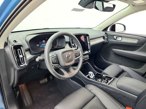 Used 2023 Volvo XC40 B5 Plus w/ Driver Assist Package image 16