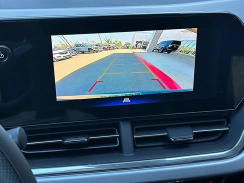 New 2026 Chevrolet Trax LT FWD image 19