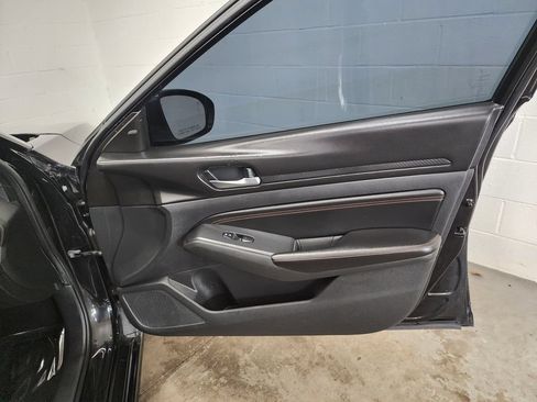 Used 2021 Nissan Altima 2.5 SR FWD image 31