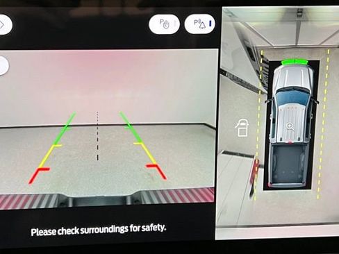 Used 2025 Ford F350 Platinum w/ Tremor Off-Road Package image 35