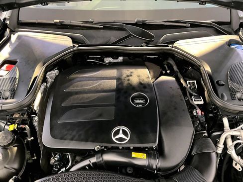 Used 2023 Mercedes-Benz E 350 4MATIC Sedan image 30