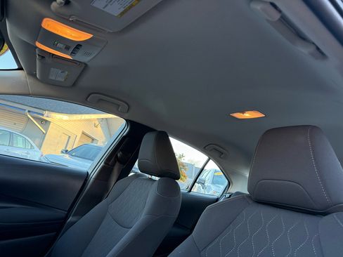 Used 2022 Toyota Corolla LE image 14