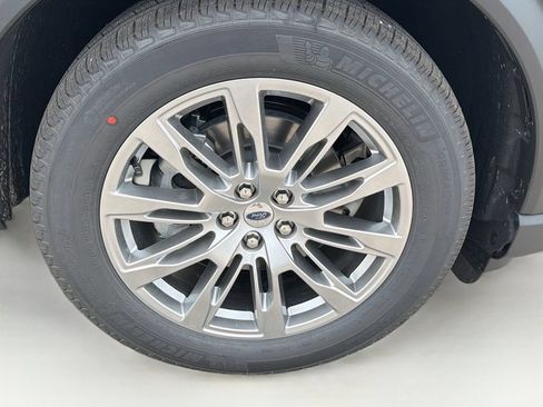 New 2026 Ford Explorer Active w/ Active Comfort Package AWD/4WD image 34