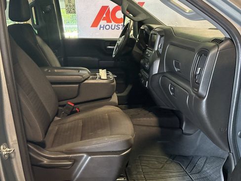 Used 2024 Chevrolet Silverado 2500 Custom w/ Custom Convenience Package AWD/4WD image 23