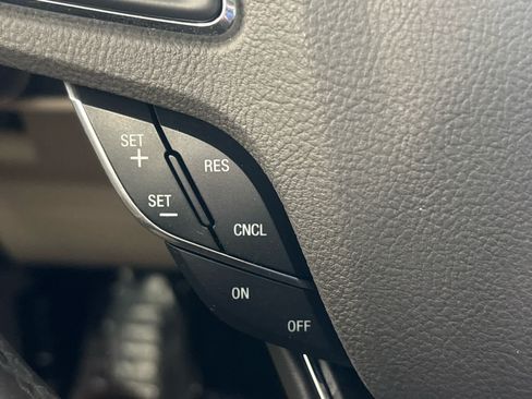 Used 2018 Lincoln MKX Select w/ Select Plus Package AWD/4WD image 32