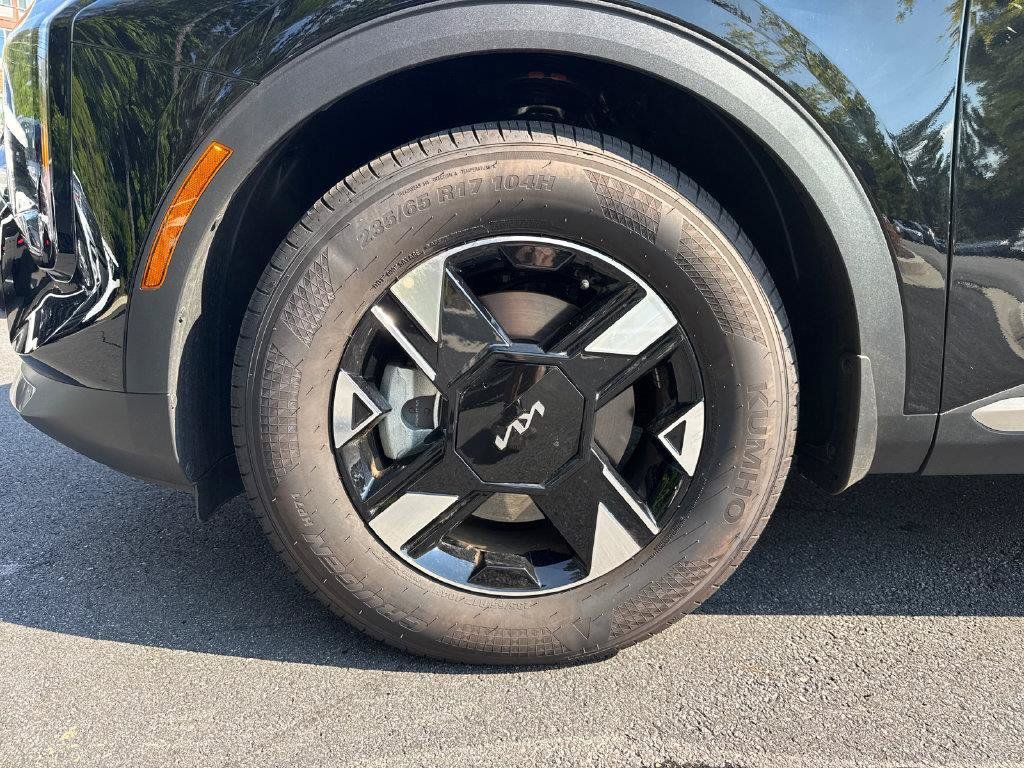 Used 2026 Kia Sportage LX w/ LX Convenience Package FWD image 11