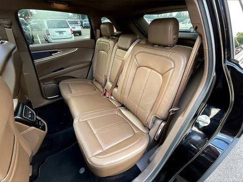 Used 2016 Lincoln MKX Reserve w/ Climate Package image 26