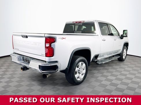 Used 2020 Chevrolet Silverado 3500 LTZ w/ LTZ Premium Package image 33