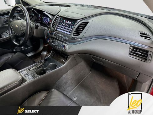 Used 2017 Chevrolet Impala Premier w/ Enhanced Convenience Package FWD image 31