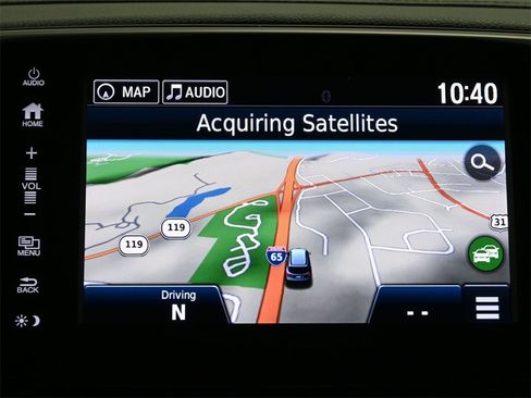 Used 2018 Honda Pilot Touring image 12