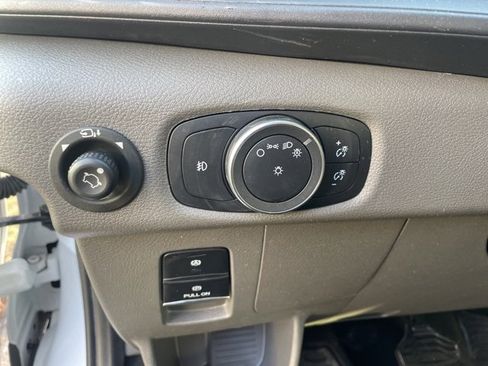 Used 2023 Ford Transit 350 XLT image 22