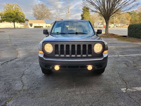 Used 2015 Jeep Patriot Latitude w/ Sun/Sound Group image 3