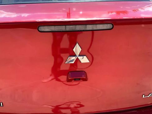Used 2017 Mitsubishi Lancer ES FWD image 33