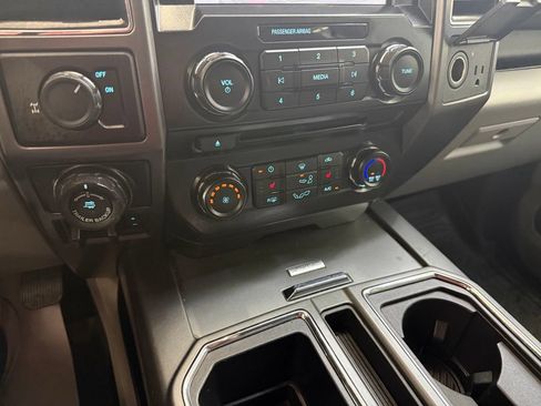 Used 2017 Ford F150 XLT w/ Equipment Group 302A Luxury RWD image 13
