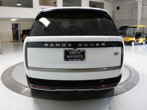 Used 2023 Land Rover Range Rover SE AWD/4WD image 4