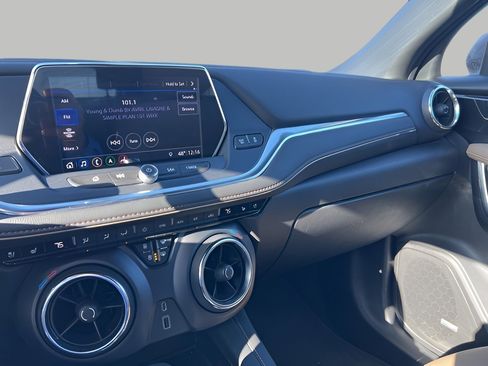 Used 2019 Chevrolet Blazer Premier image 10