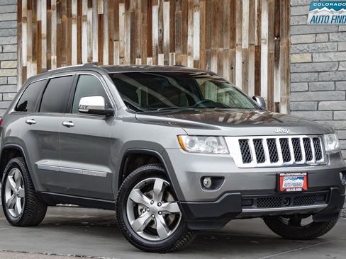 Used 2013 Jeep Grand Cherokee Overland w/ Advance Technology Group image 9