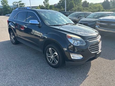 Used 2017 Chevrolet Equinox Premier w/ Enhanced Convenience Package AWD/4WD image 2