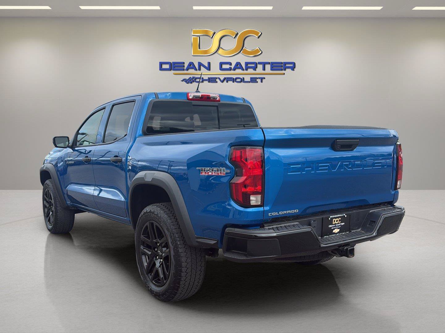 Used 2024 Chevrolet Colorado Trail Boss w/ Advanced Trailering Package AWD/4WD image 3