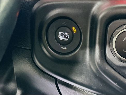 Used 2020 Jeep Wrangler Rubicon w/ LED Lighting Group AWD/4WD image 19