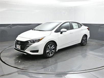 New 2025 Nissan Versa SV w/ Lighting Package