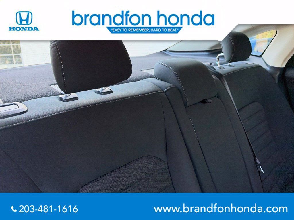 Used 2020 Ford Fusion SE FWD image 28