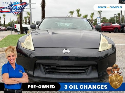 Used 2012 Nissan 370Z Touring w/ Aerodynamics Pkg RWD image 2