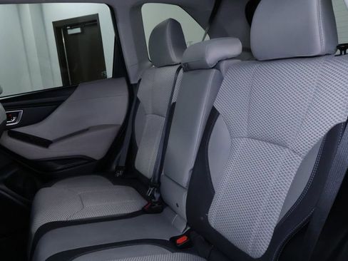Used 2021 Subaru Forester Premium image 16