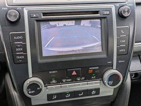 Used 2012 Toyota Camry SE w/ Leather Pkg image 12