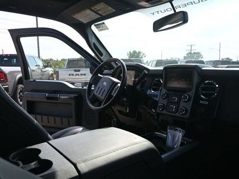 Used 2015 Ford F450 Platinum w/ FX4 Off Road Package AWD/4WD image 39