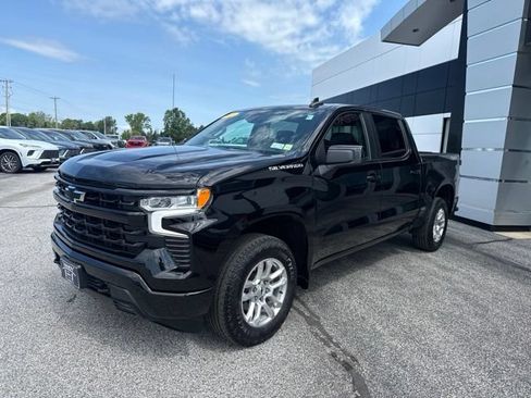 Certified 2023 Chevrolet Silverado 1500 RST AWD/4WD image 3