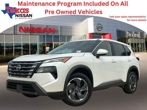 Used 2025 Nissan Rogue SV FWD image 1