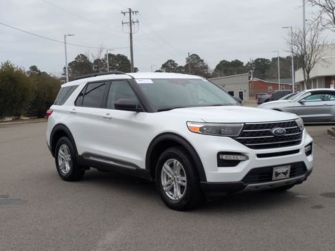 Used 2021 Ford Explorer XLT w/ Equipment Group 202A image 1