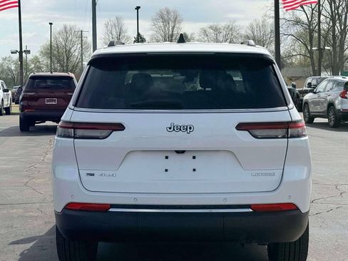 Used 2023 Jeep Grand Cherokee L Laredo AWD/4WD image 8