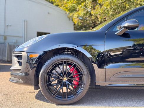 Used 2022 Porsche Macan GTS w/ Premium Package Plus image 10