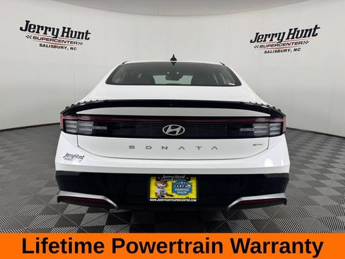 Used 2026 Hyundai Sonata SEL AWD/4WD image 8