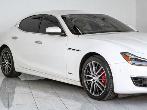 Used 2018 Maserati Ghibli S GranLusso AWD/4WD image 67