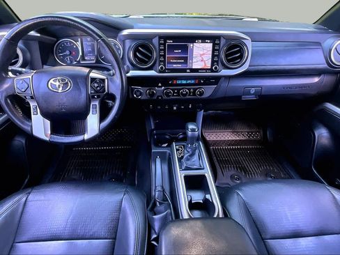 Used 2021 Toyota Tacoma Limited AWD/4WD image 15