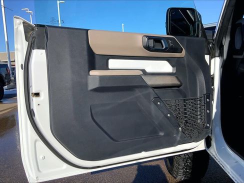 Certified 2022 Ford Bronco Wildtrak image 21